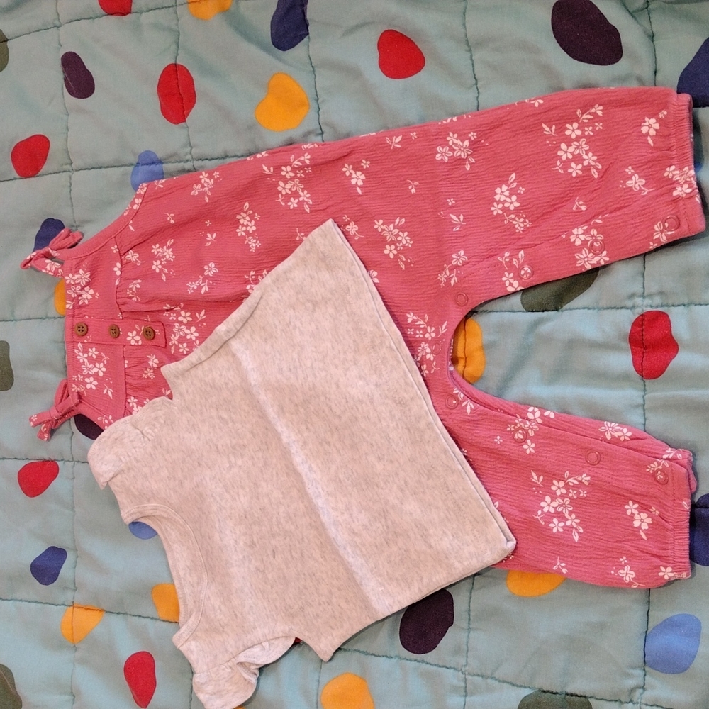 Carter's rompers -bundle